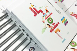 幼兒園畢業(yè)紀念相冊-金蘋(píng)果大班畢業(yè)留念冊定制