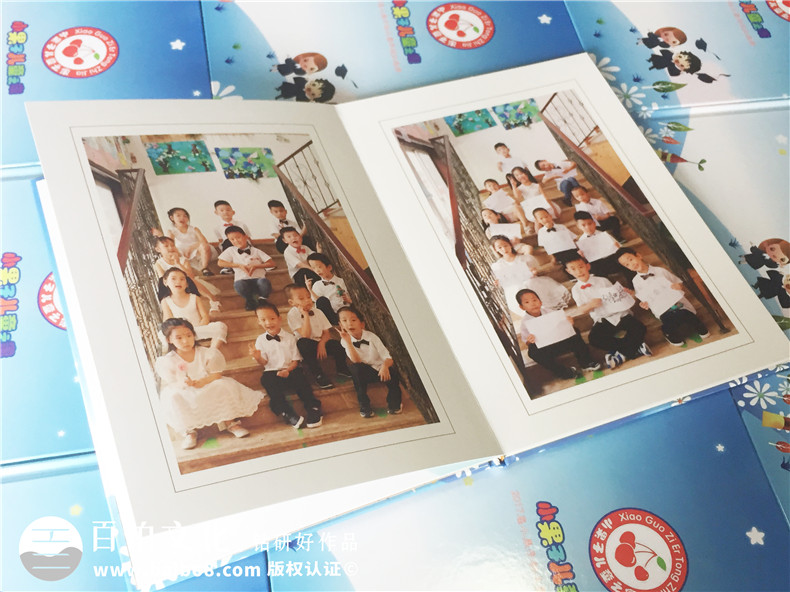 幼兒園畢業(yè)紀念冊怎么做-小果子幼兒園畢業(yè)相冊