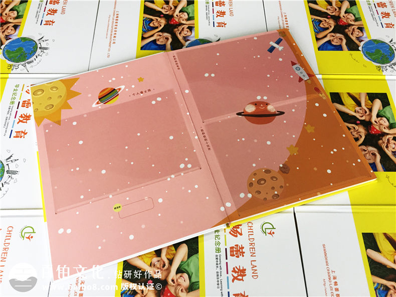 幼兒園畢業(yè)紀念冊怎么做，腦洞大開(kāi)的創(chuàng  )意