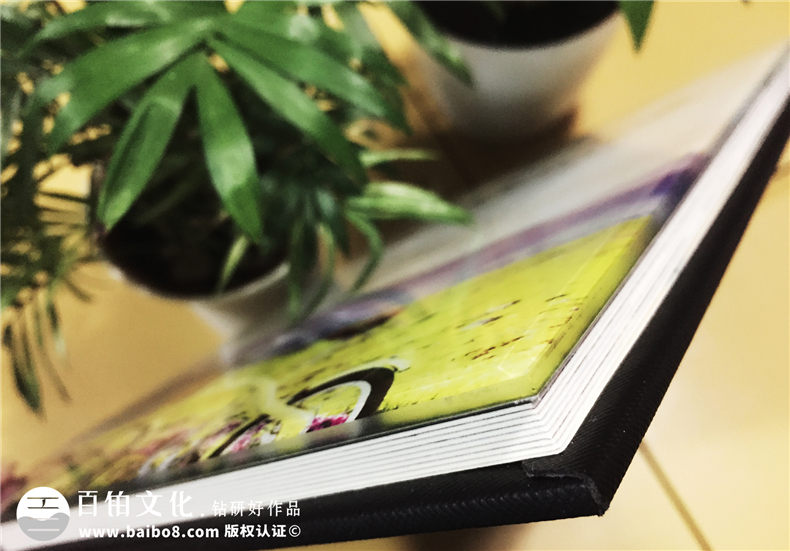 小學(xué)畢業(yè)水晶紀念冊制作-成都畢業(yè)紀念冊設計