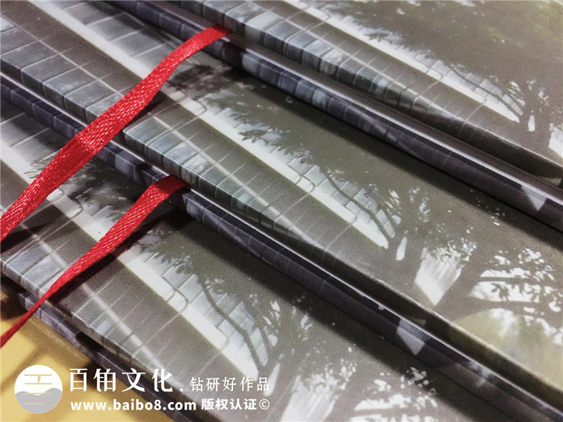 大學(xué)經(jīng)濟學(xué)院畢業(yè)紀念冊-成都同學(xué)錄制作公司