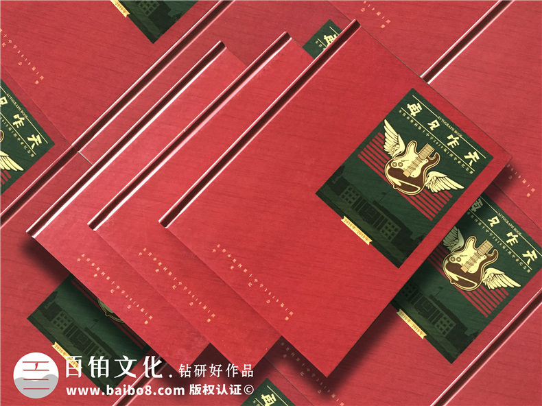 畢業(yè)紀念冊制作-在設計紀念冊時(shí)主導色配色該怎么選擇第1張-宣傳畫(huà)冊,紀念冊設計制作-價(jià)格費用,文案模板,印刷裝訂,尺寸大小