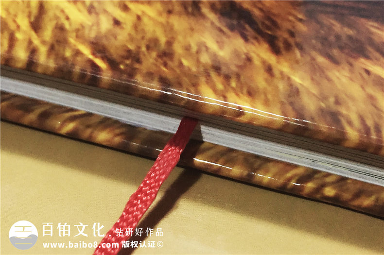 初中畢業(yè)紀念冊設計-時(shí)光的小火車(chē)記錄著(zhù)校園成長(cháng)-嘉祥外國語(yǔ)學(xué)校