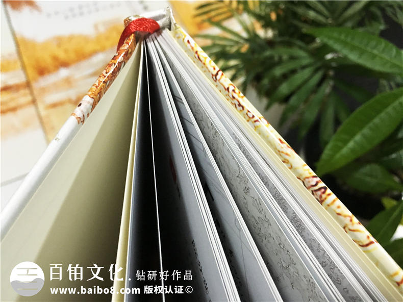 怎么做一本大學(xué)畢業(yè)紀念冊,能把全院同學(xué)都展示出來(lái)-大學(xué)同學(xué)錄