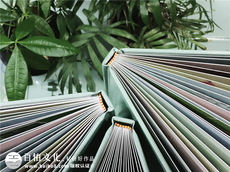 6年級畢業(yè)班紀念相冊排版-時(shí)光面前,什么心得體會(huì )都是蒼白無(wú)力的!