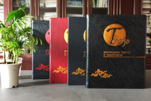 餐飲企業(yè)如何做高級精美的菜譜畫(huà)冊-很有創(chuàng  )意個(gè)性的菜單宣傳冊樣式