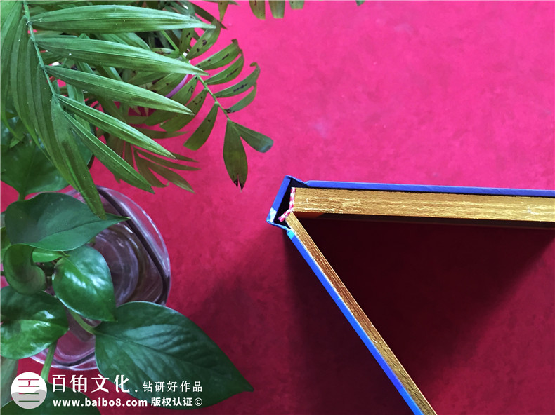 印刷光盤(pán)精裝盒包裝-可以放畫(huà)冊和光盤(pán)的卡書(shū)怎么做?