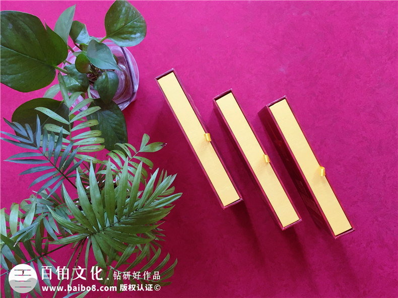 找光盤(pán)盒公司為八一節退役軍人團聚做留念視頻影集