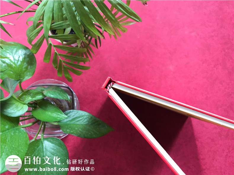 既可放書(shū)又能放光盤(pán)精裝盒生產(chǎn)廠(chǎng)家-DVD光盤(pán)包裝盒印刷訂做加工廠(chǎng)