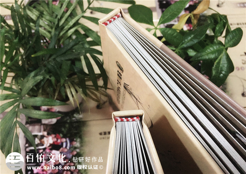 四十四周年同學(xué)聚會(huì )紀念相冊,封面讓人哭成淚人-成都三磚廠(chǎng)子弟校