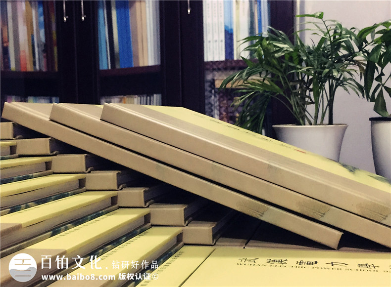 同學(xué)聚會(huì )同學(xué)錄紀念冊印刷,從電子稿裝訂成精美相冊-武漢電力學(xué)校