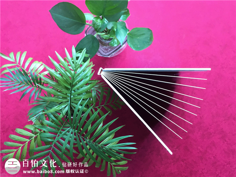 同學(xué)相冊怎樣編輯最好-哪里印同學(xué)會(huì )相冊