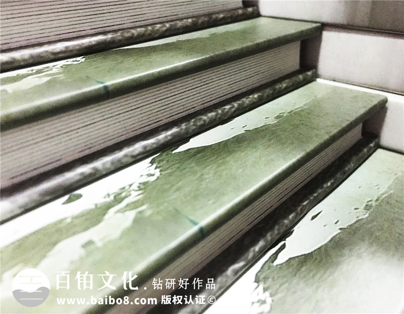 畢業(yè)五十周年同學(xué)聚會(huì )紀念相冊制作,純定制流程很簡(jiǎn)單哦!-內江中學(xué)