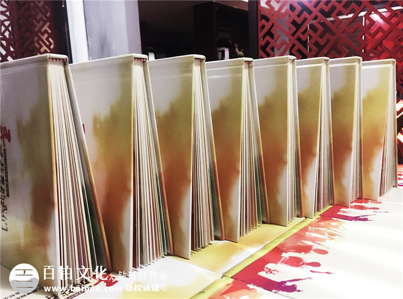 畢業(yè)二十周年同學(xué)聚會(huì )紀念冊如何策劃,相冊設計模板-太原工業(yè)大學(xué)