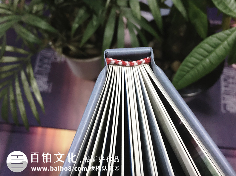 畢業(yè)20年同學(xué)師生聚會(huì )畫(huà)冊影集制作-同學(xué)會(huì )留念冊-四川省商務(wù)學(xué)校