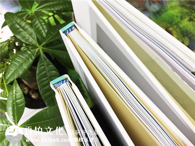 畢業(yè)40年同學(xué)聚會(huì )相冊定制,這板式,這艷麗,這創(chuàng  )意,簡(jiǎn)直了!