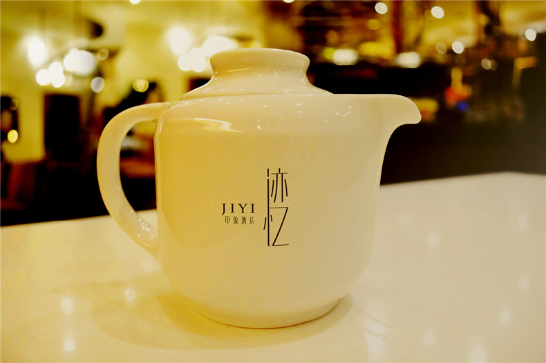 終于!酒店vi設計玩出了花樣-致專(zhuān)業(yè)于酒店品牌策劃方案的設計公司!