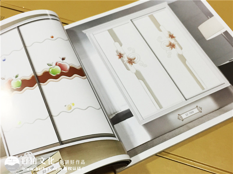 至尊精雕移門(mén)宣傳畫(huà)冊-家具產(chǎn)品畫(huà)冊設計