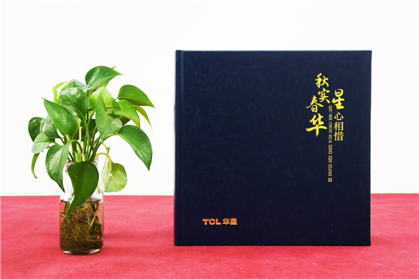 單位領(lǐng)導過(guò)生日送相冊合適嗎-逢年過(guò)節送領(lǐng)導紀念冊好不好