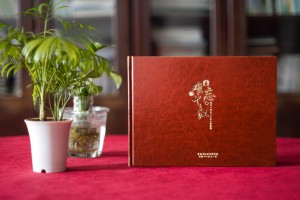 「領(lǐng)導離職紀念冊」退休相冊制作-設計一本關(guān)于職工的畫(huà)冊