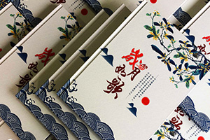 同學(xué)相聚紀念冊設計 由專(zhuān)業(yè)相冊制作公司提升聚會(huì )相冊制作質(zhì)量！