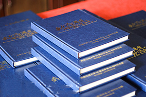 同學(xué)聚會(huì )紀念冊制作 聚會(huì )紀念冊定制一對一設計 面對面溝通！