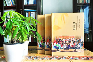 同學(xué)聚會(huì )怎么留存珍貴的同學(xué)聚會(huì )時(shí)光？（聚會(huì )紀念冊是不錯的選擇）