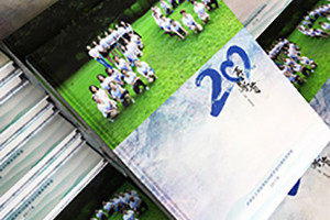 同學(xué)聚會(huì )紀念冊卷首語(yǔ) 聚會(huì )紀念冊前言記憶美好時(shí)光