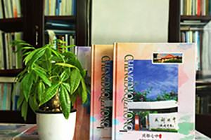 【制作步驟】畢業(yè)紀念冊制作廠(chǎng)家就是這樣設計畢業(yè)紀念冊